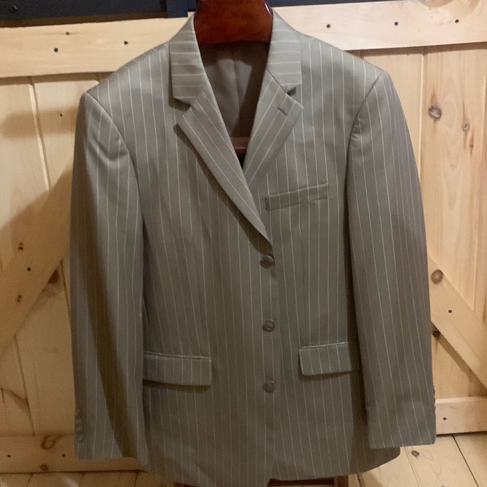 Never Worn - image 1